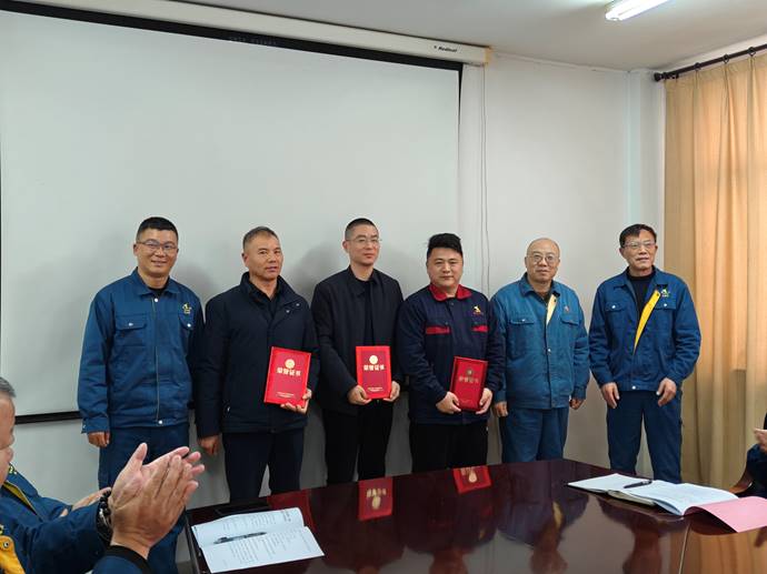 第一事業(yè)部冶化協(xié)力項(xiàng)目部獲銅冠冶化公司“強(qiáng)化意識，防控風(fēng)險(xiǎn)”...